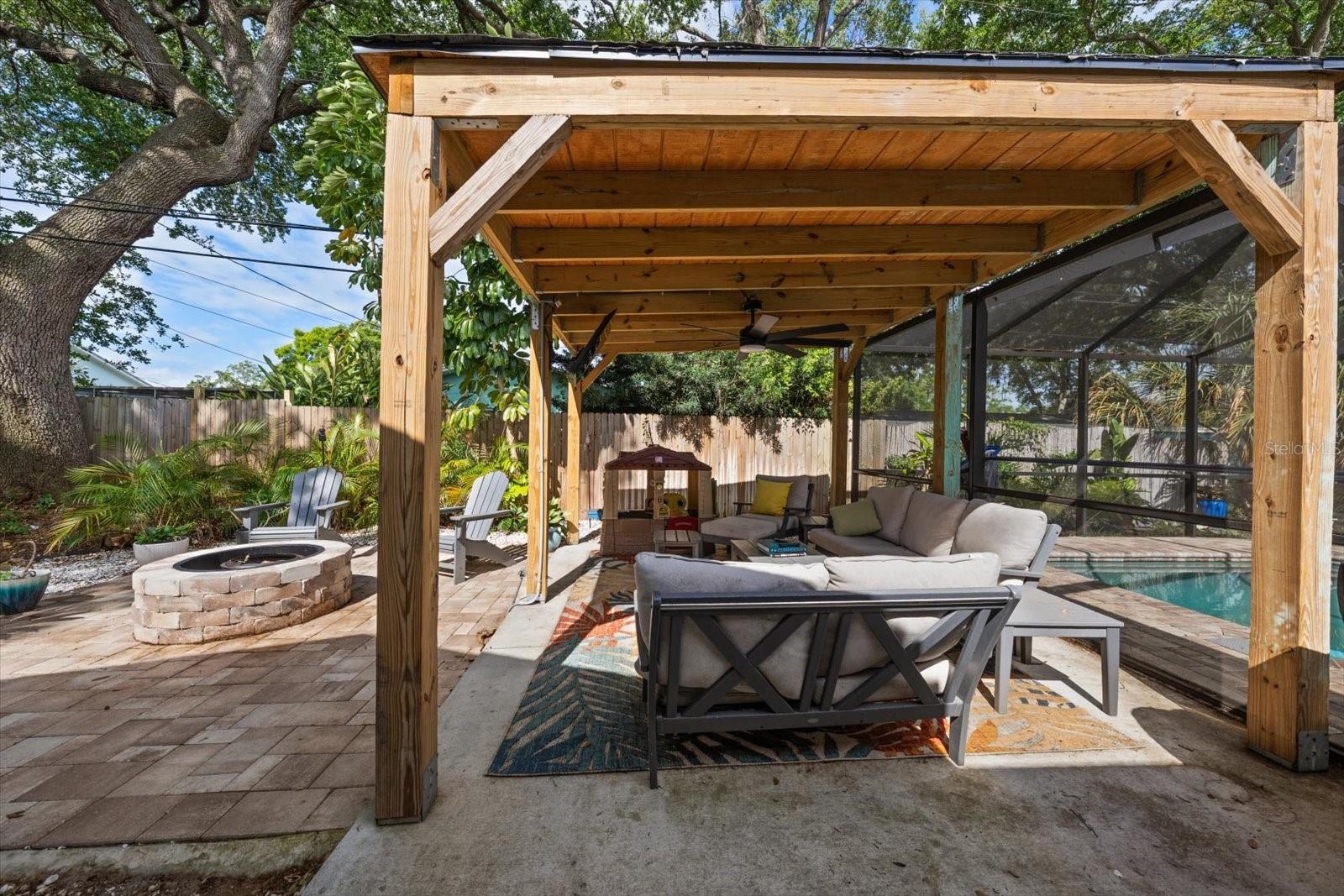 Image 33 of 47 For 2388 Jones Drive