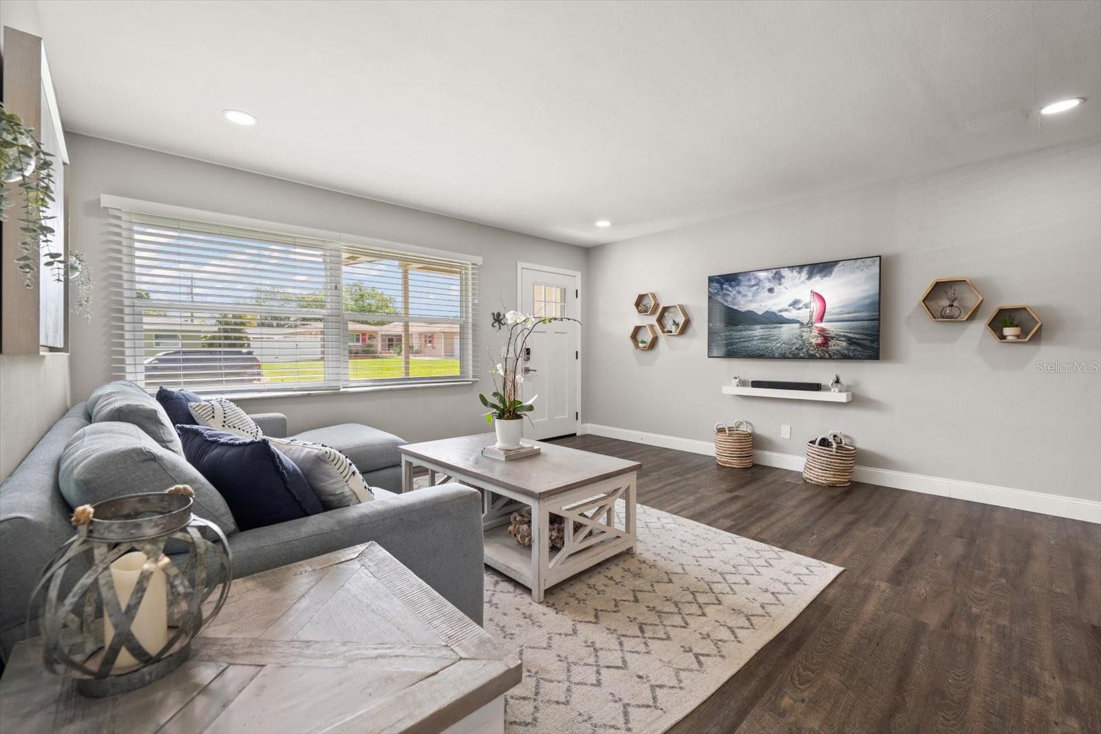 Image 6 of 47 For 2388 Jones Drive