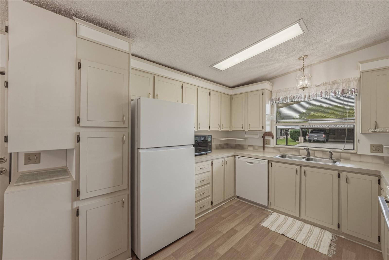 Image 15 of 38 For 35116 Colony Hills Drive