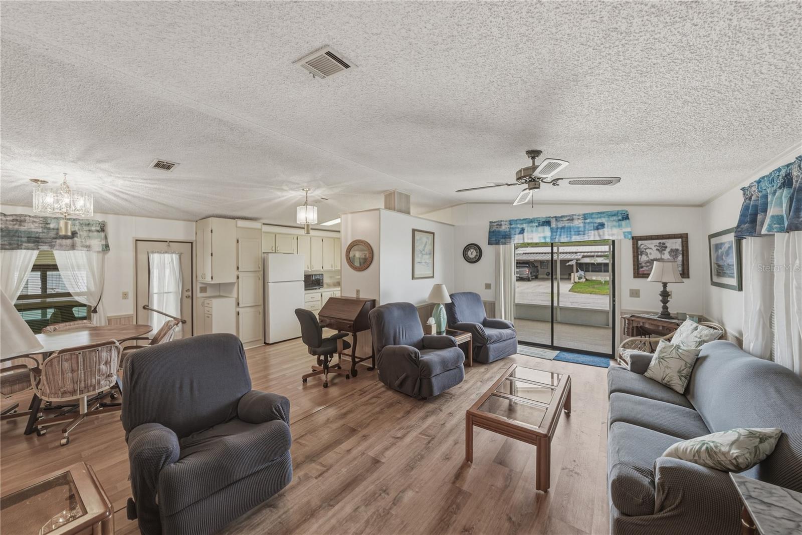 Image 6 of 38 For 35116 Colony Hills Drive