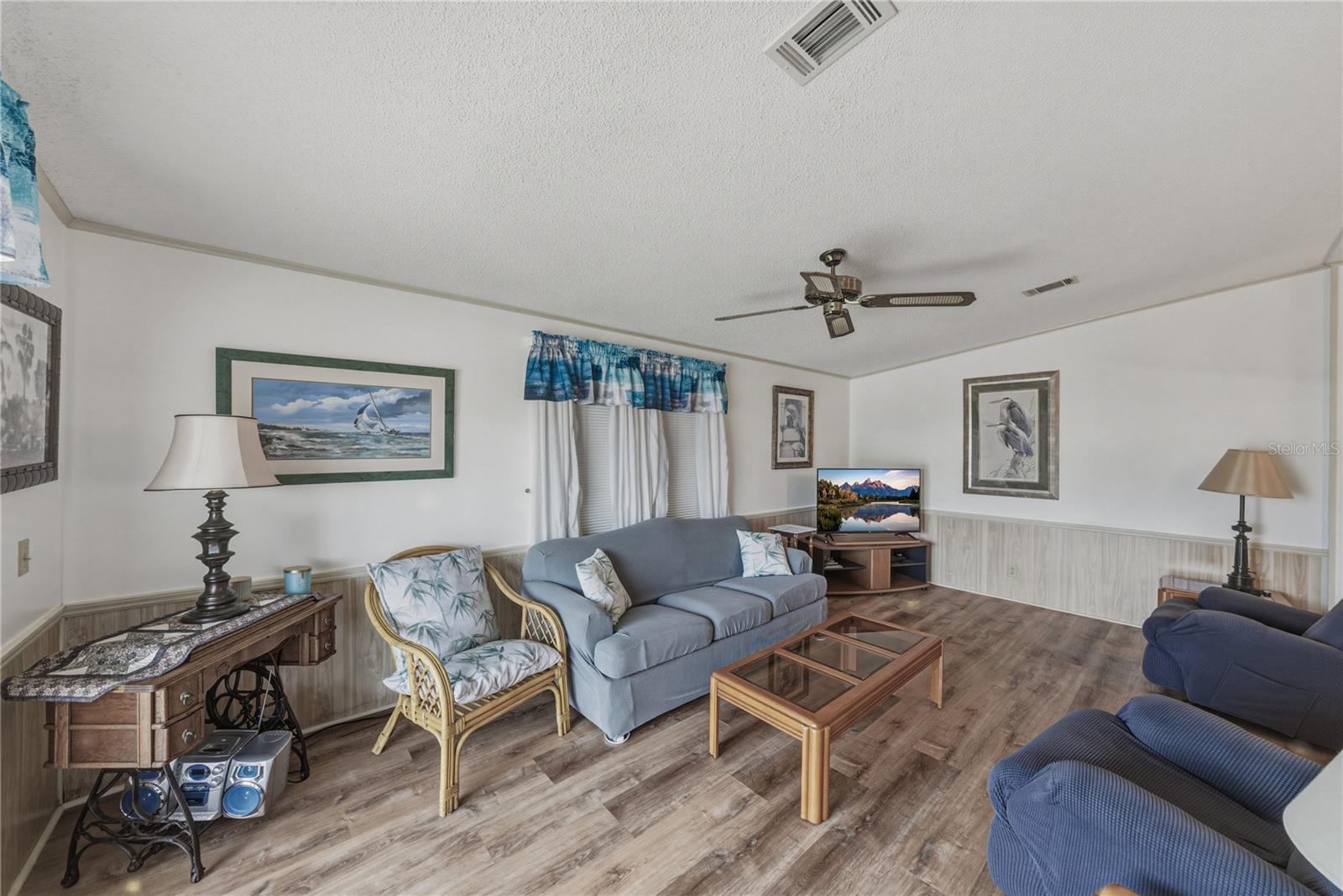 Image 9 of 38 For 35116 Colony Hills Drive