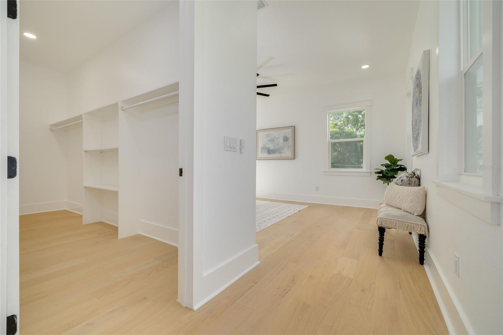 Image 24 of 41 For 467 34th Avenue N