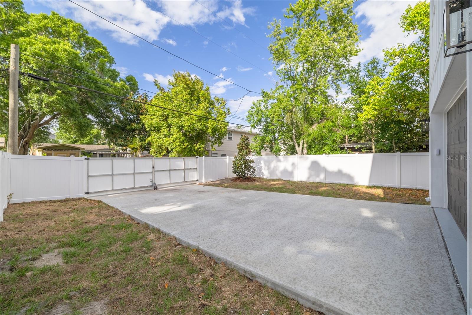 Image 40 of 41 For 467 34th Avenue N