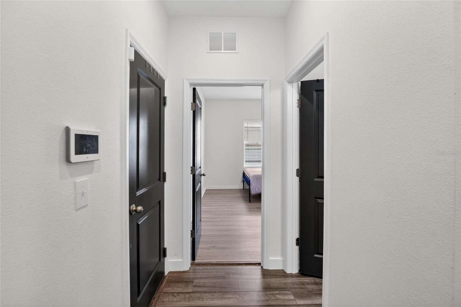 Image 6 of 35 For 1044 Kelly Fern Loop