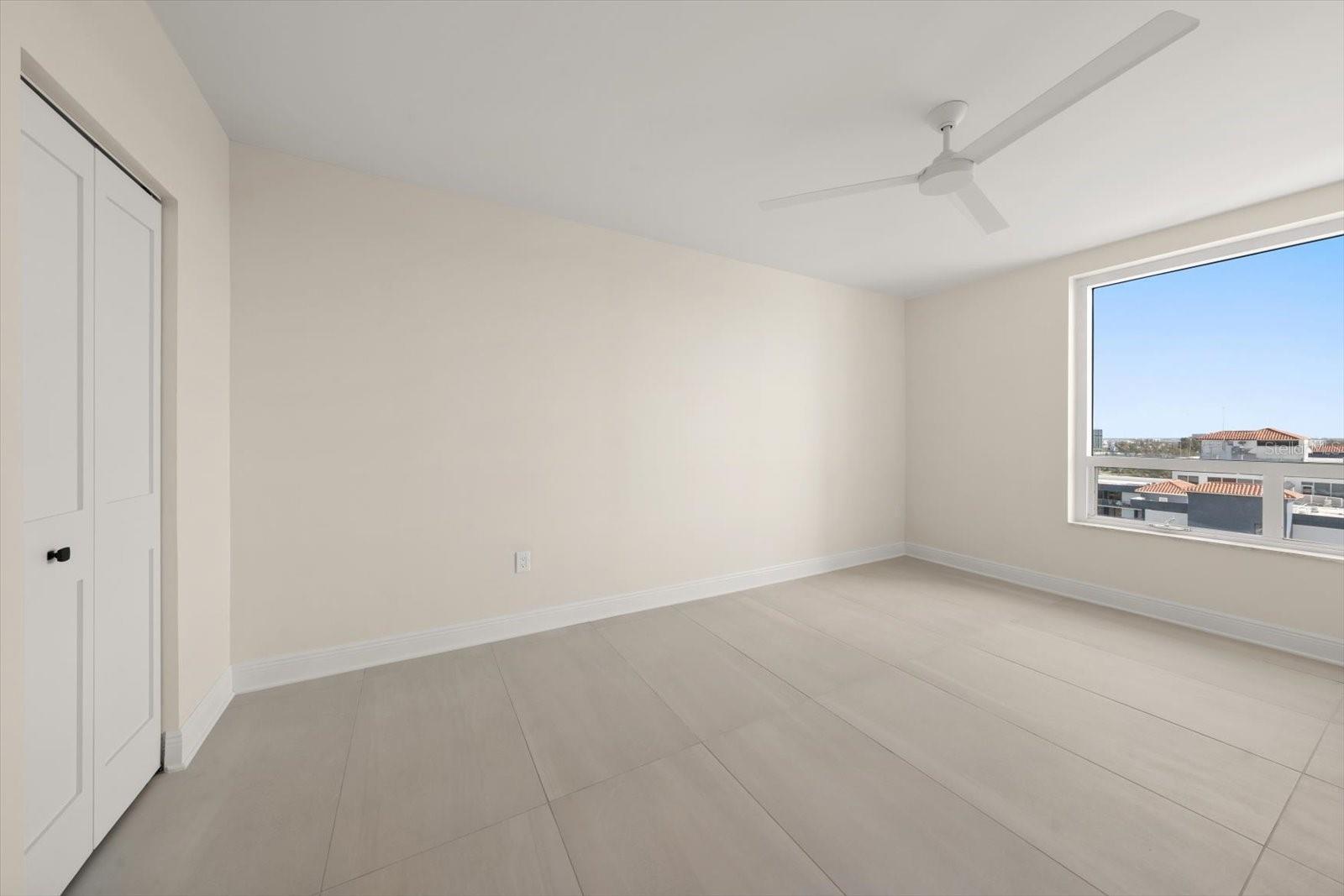 Listing photo id 26 for 1170 Gulf Blvd  1004