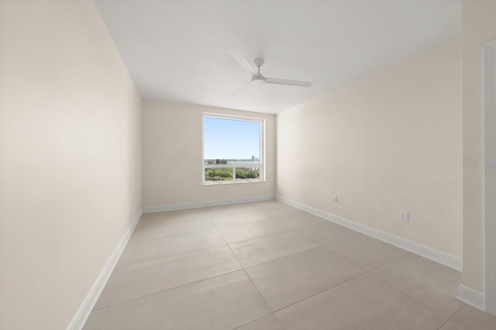 Listing photo id 27 for 1170 Gulf Blvd  1004