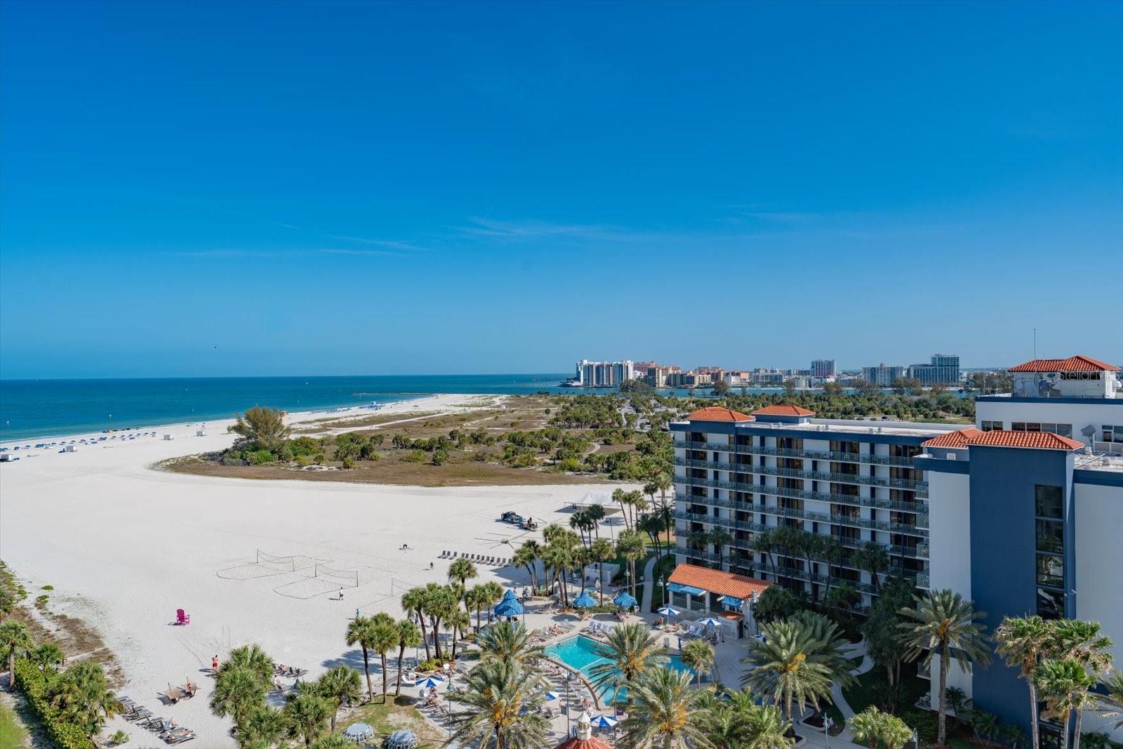 Listing photo id 37 for 1170 Gulf Blvd  1004