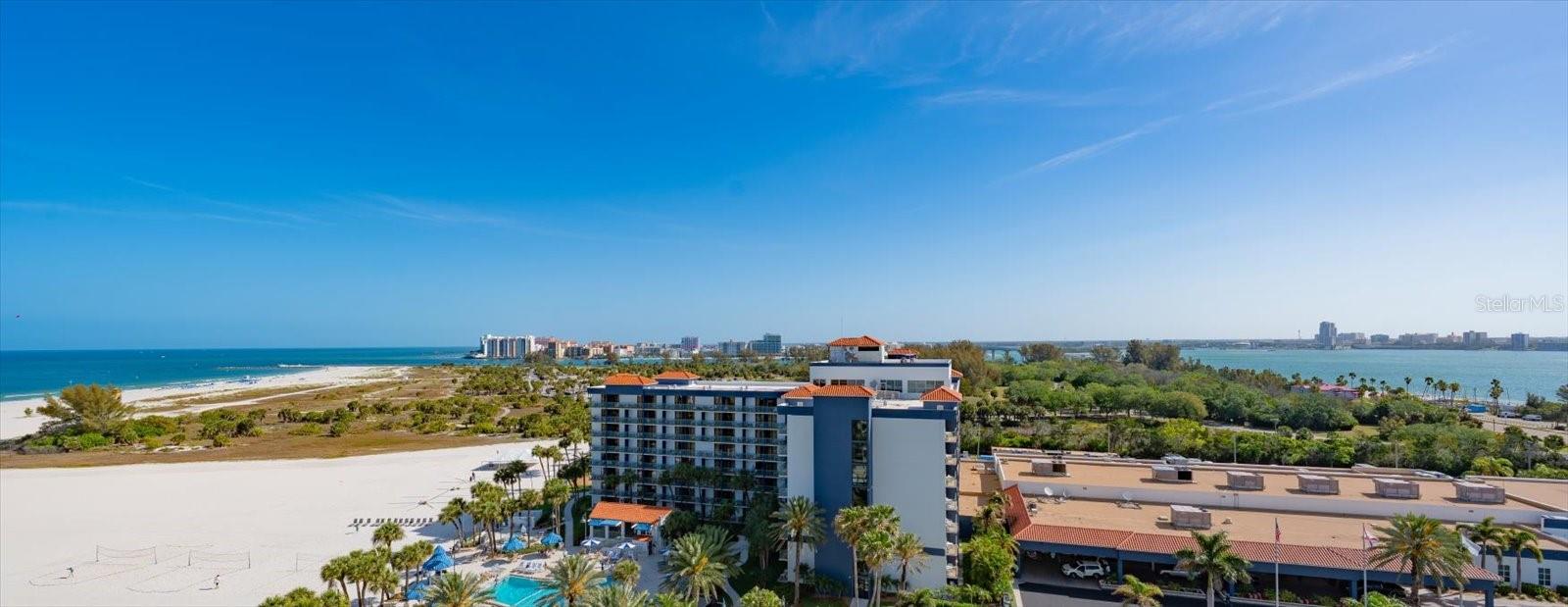 Listing photo id 38 for 1170 Gulf Blvd  1004