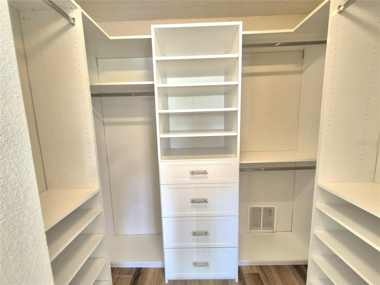 Image 15 of 29 For 509 Meadow Lane 509