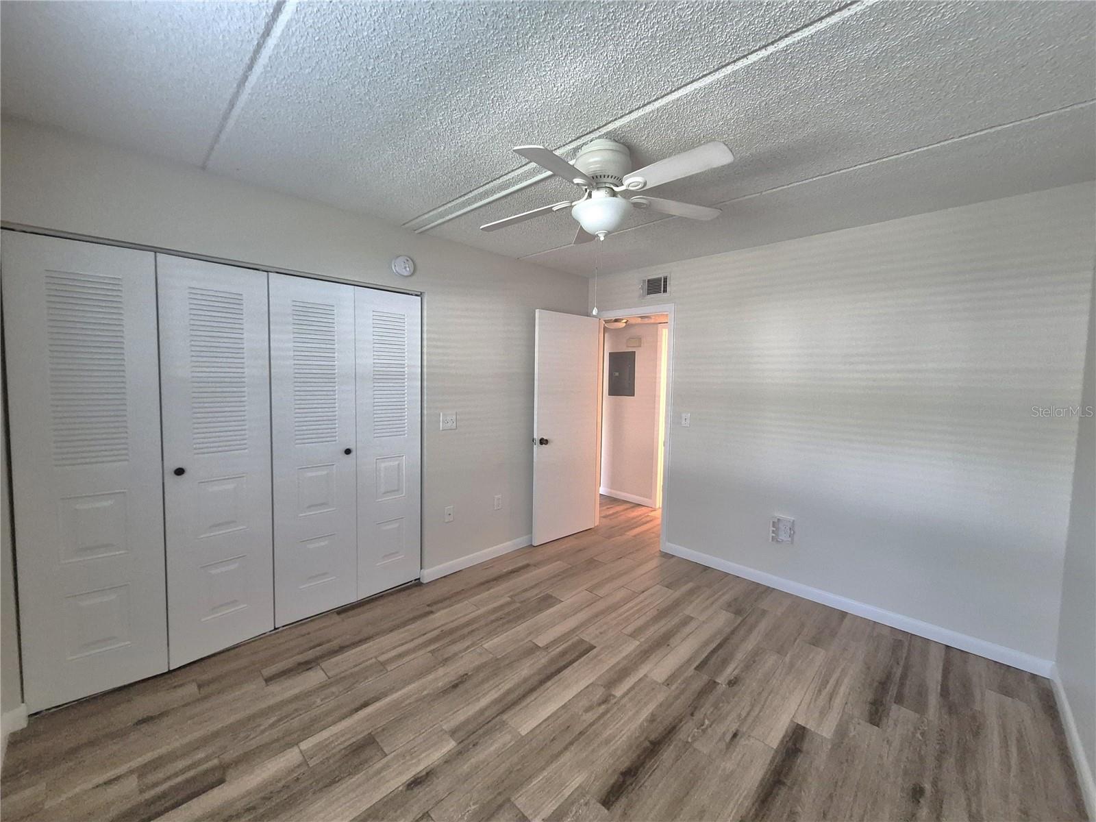 Image 19 of 29 For 509 Meadow Lane 509