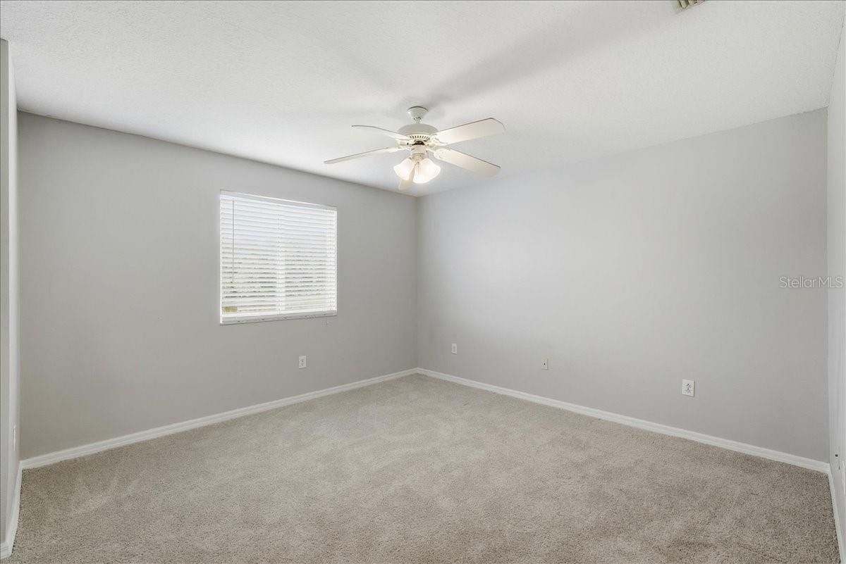 Image 20 of 52 For 25522 Bruford Boulevard