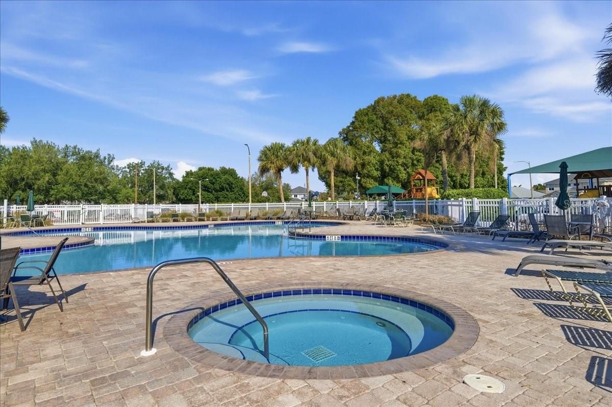 Image 38 of 52 For 25522 Bruford Boulevard