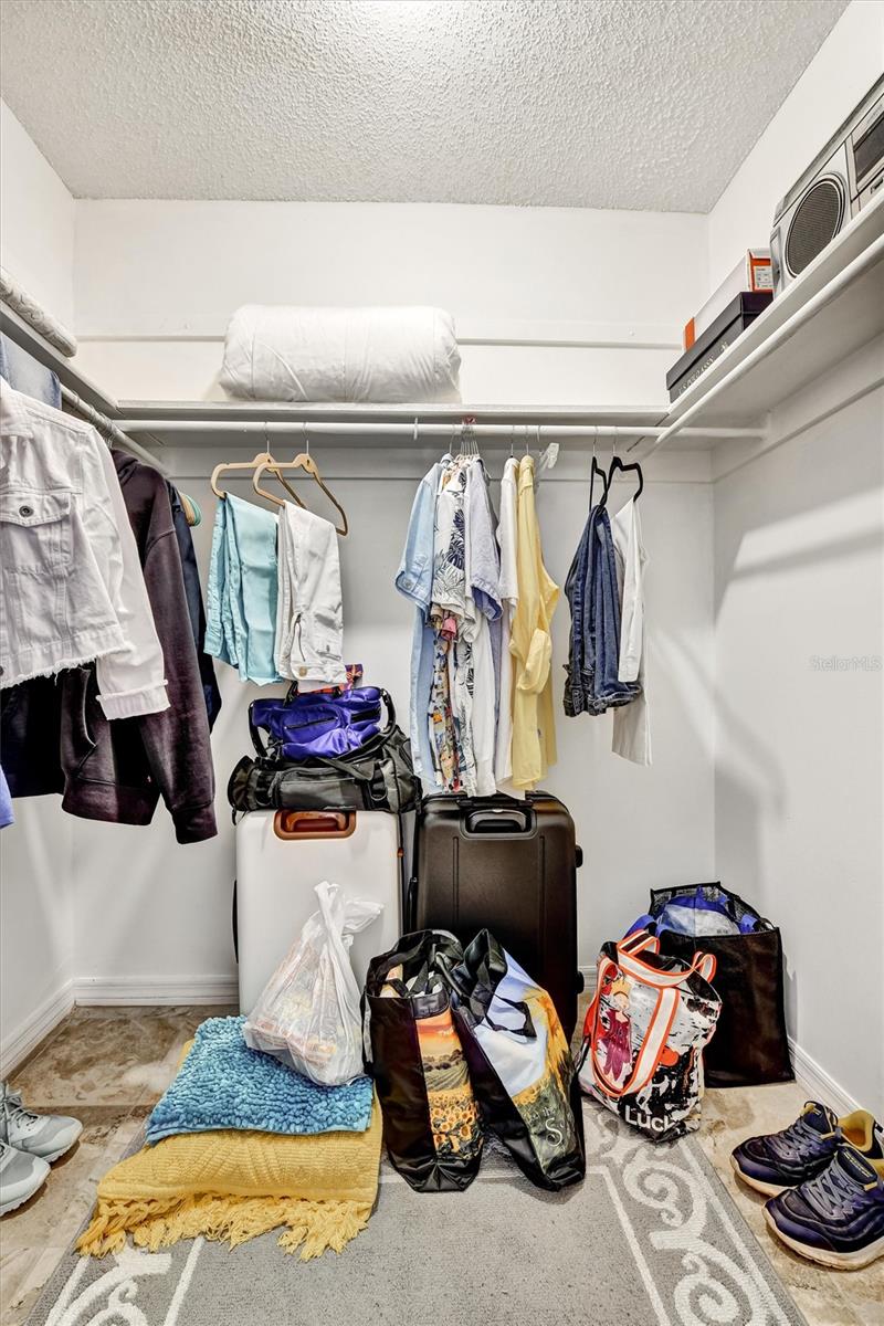 Image 29 of 43 For 704 Haven Place 704