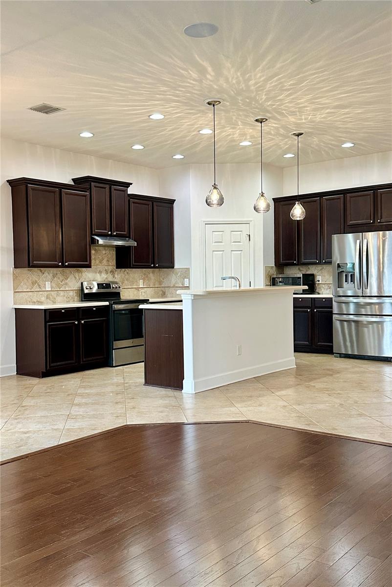 Image 13 of 45 For 6157 Castleton Hollow Road