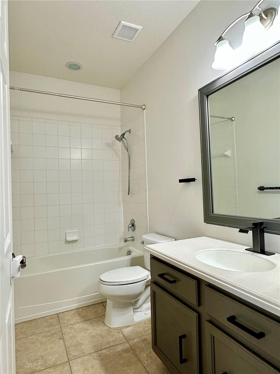 Image 26 of 45 For 6157 Castleton Hollow Road