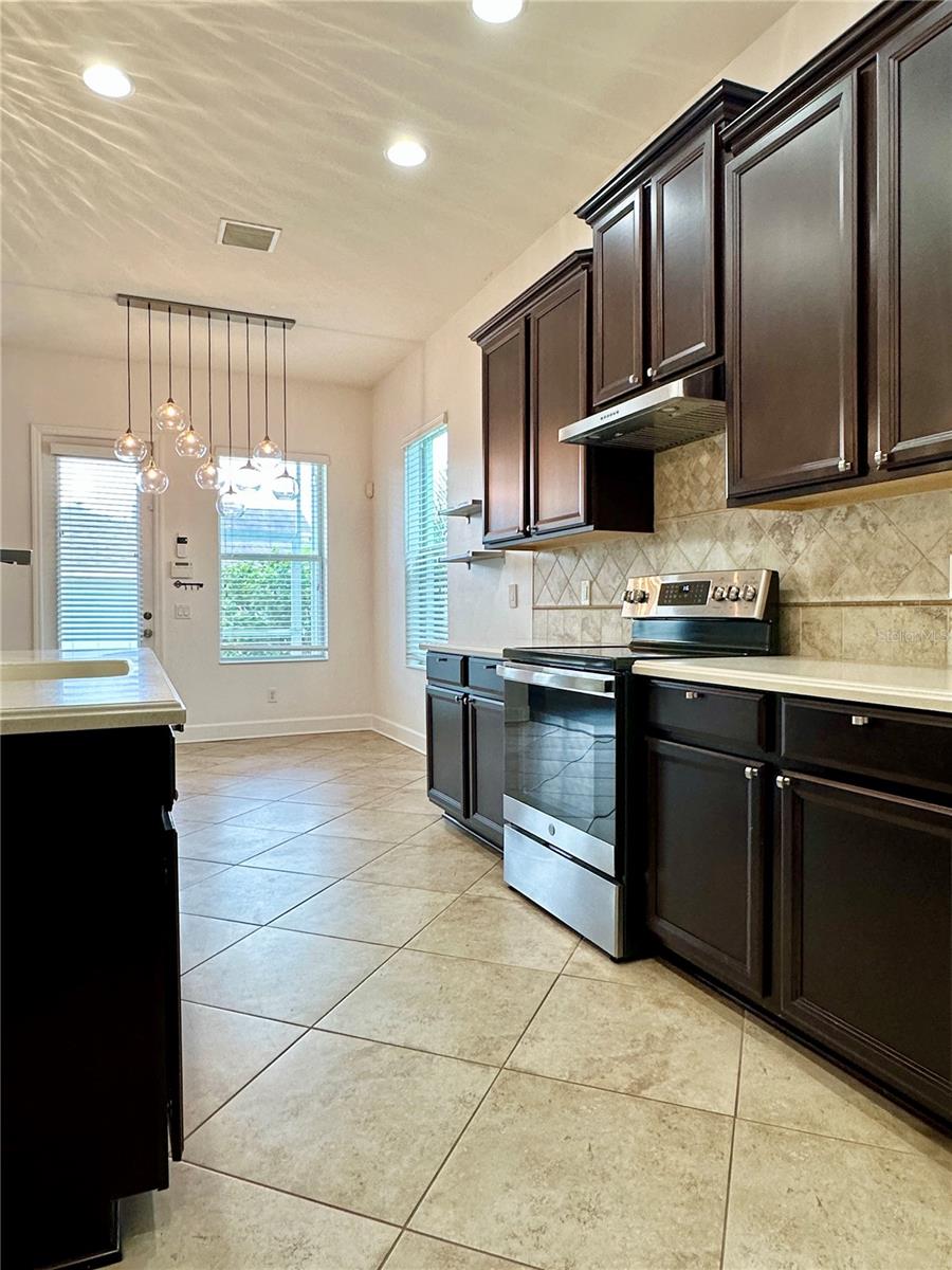 Image 6 of 45 For 6157 Castleton Hollow Road