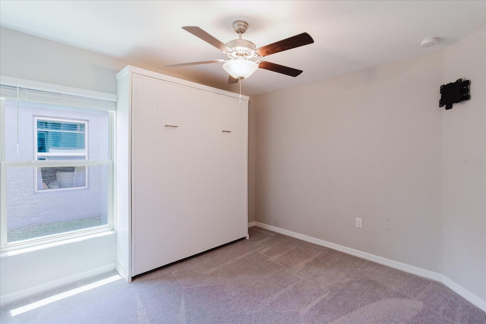 Image 19 of 49 For 7025 King Creek Drive