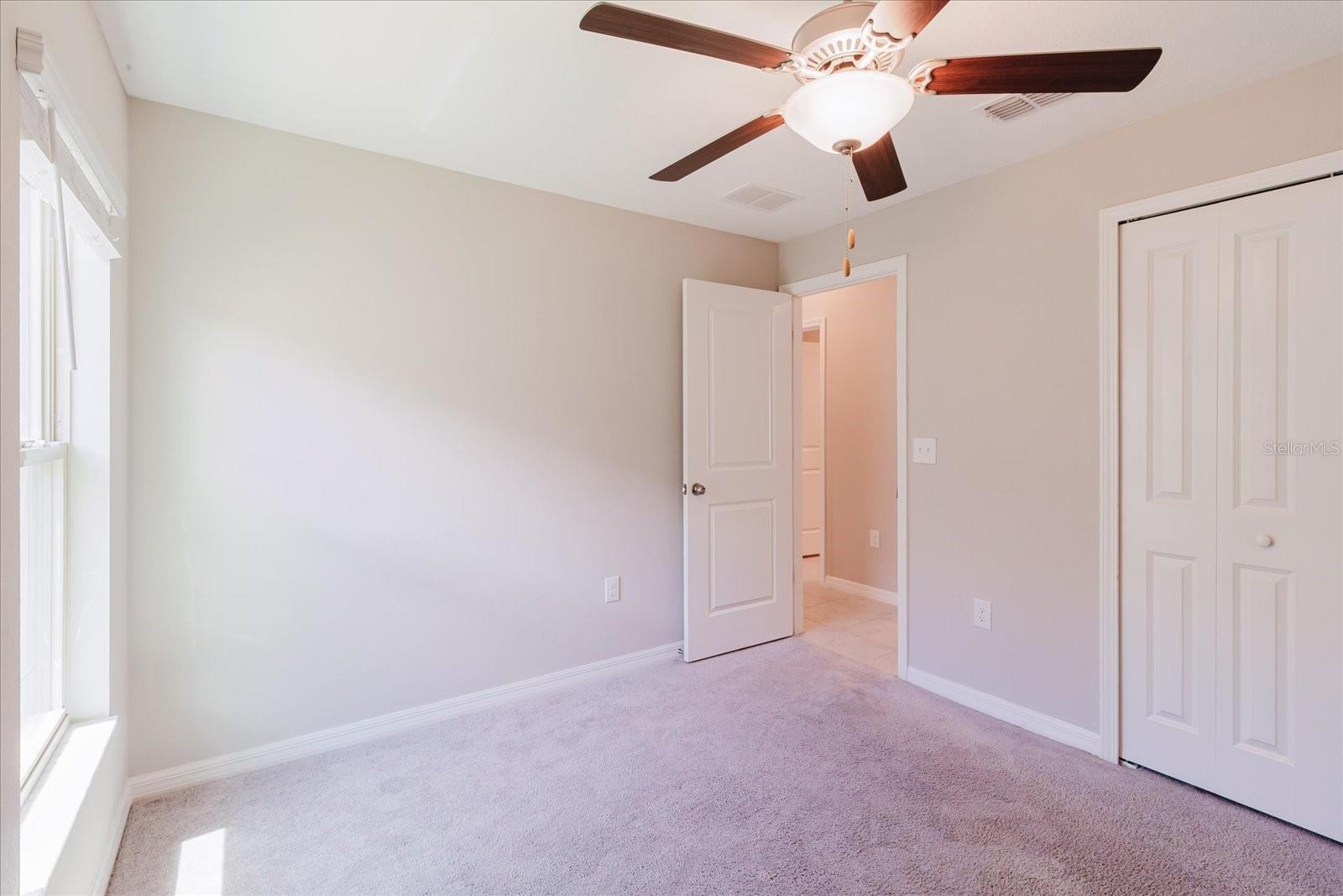 Image 26 of 49 For 7025 King Creek Drive