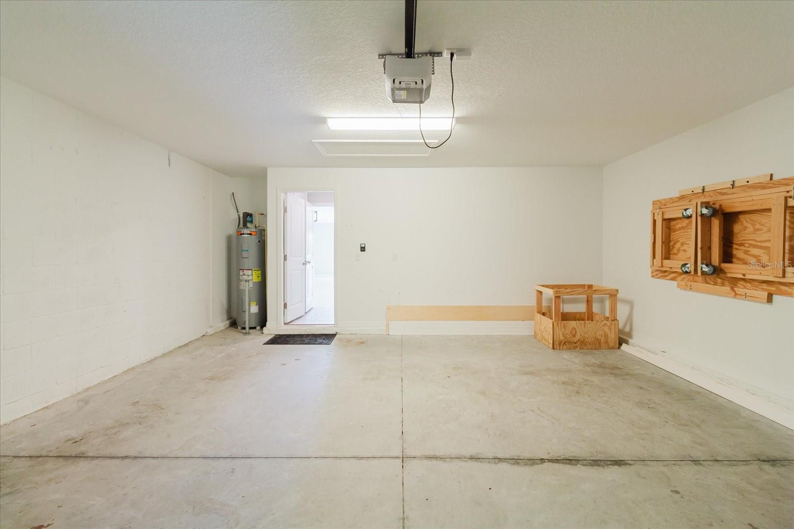 Image 30 of 49 For 7025 King Creek Drive