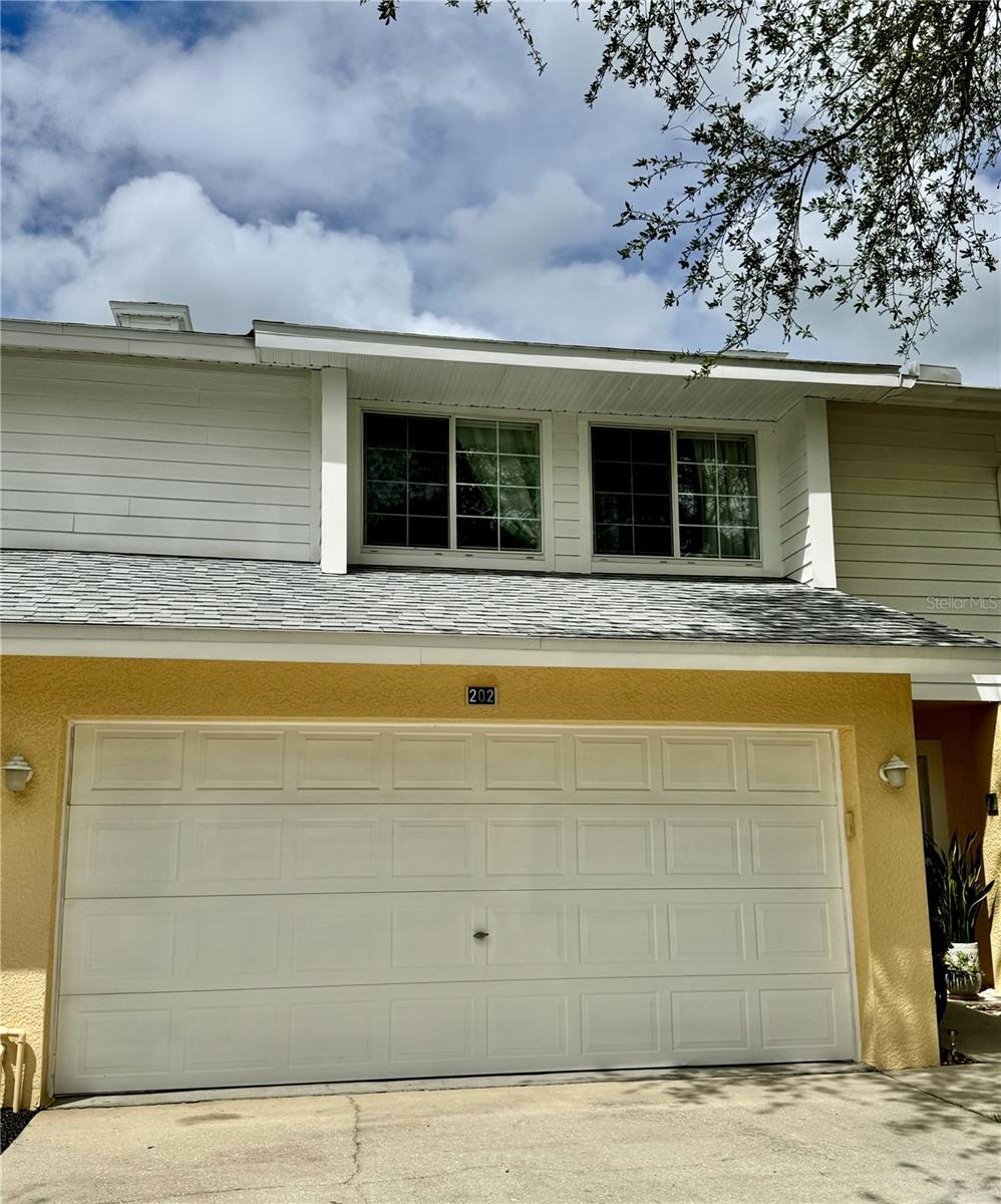 Image 2 of 31 For 1116 Sunset Point Road 202