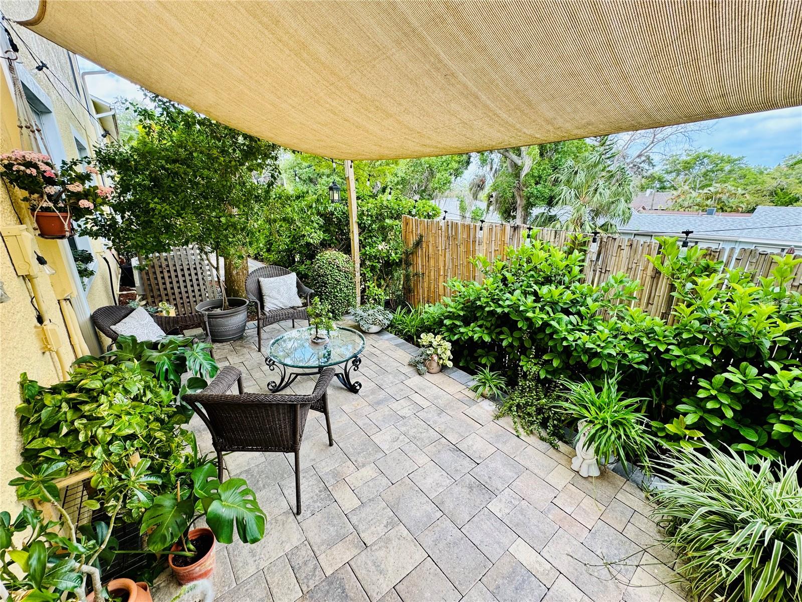 Image 28 of 31 For 1116 Sunset Point Road 202