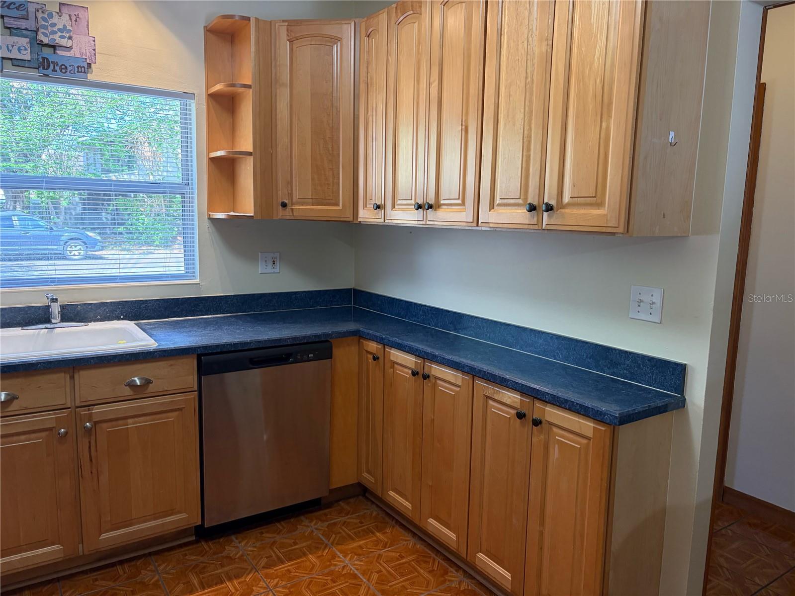 Image 10 of 29 For 11727 Wesson Circle E