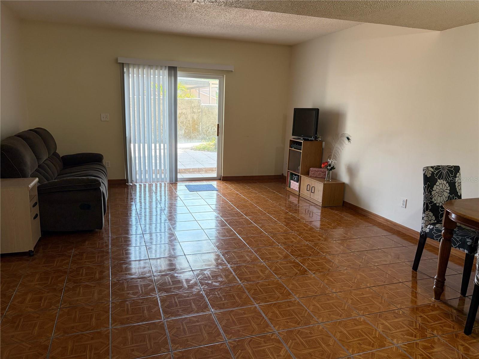 Image 11 of 29 For 11727 Wesson Circle E