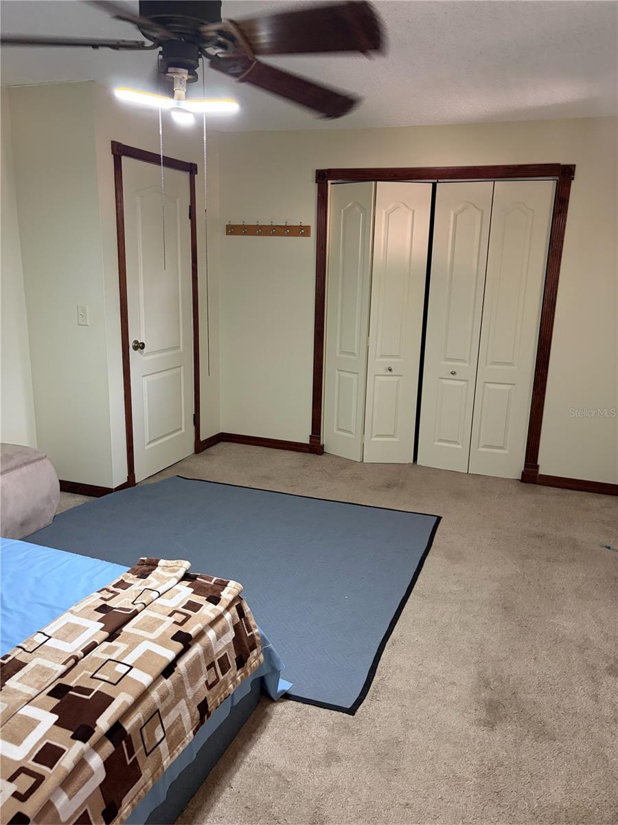 Image 19 of 29 For 11727 Wesson Circle E