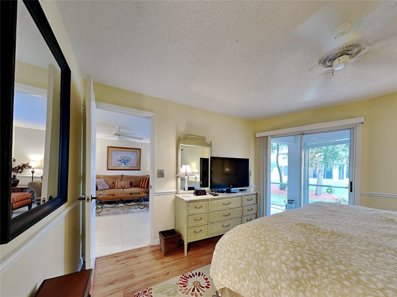 Image 25 of 82 For 6501 Stone River Road 110