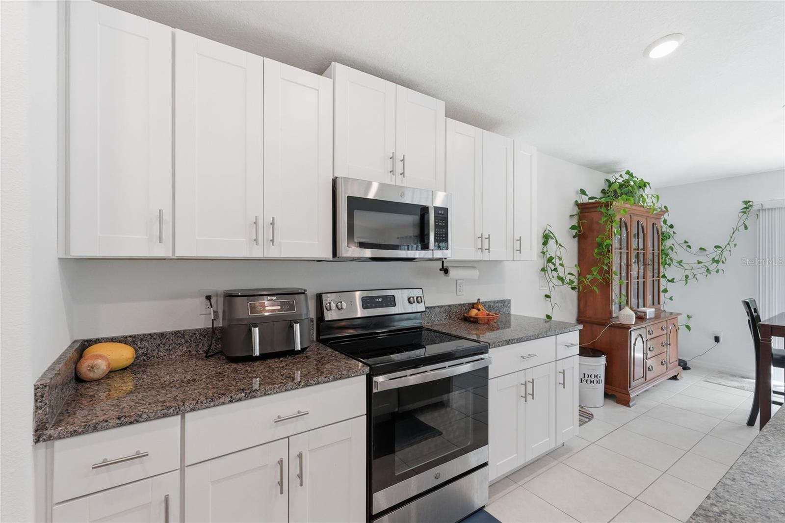 Image 12 of 39 For 1681 Red Loop