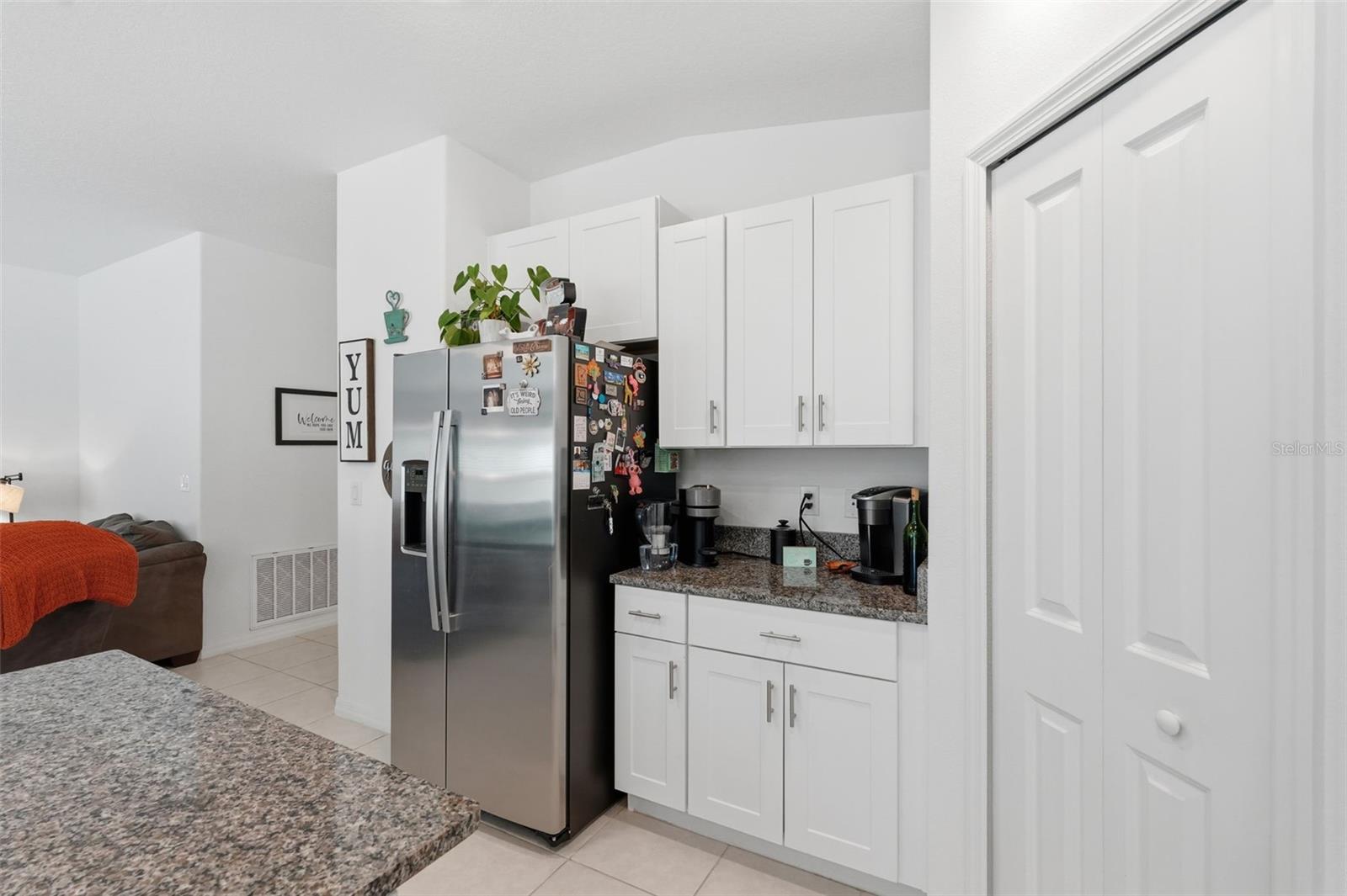 Image 15 of 39 For 1681 Red Loop