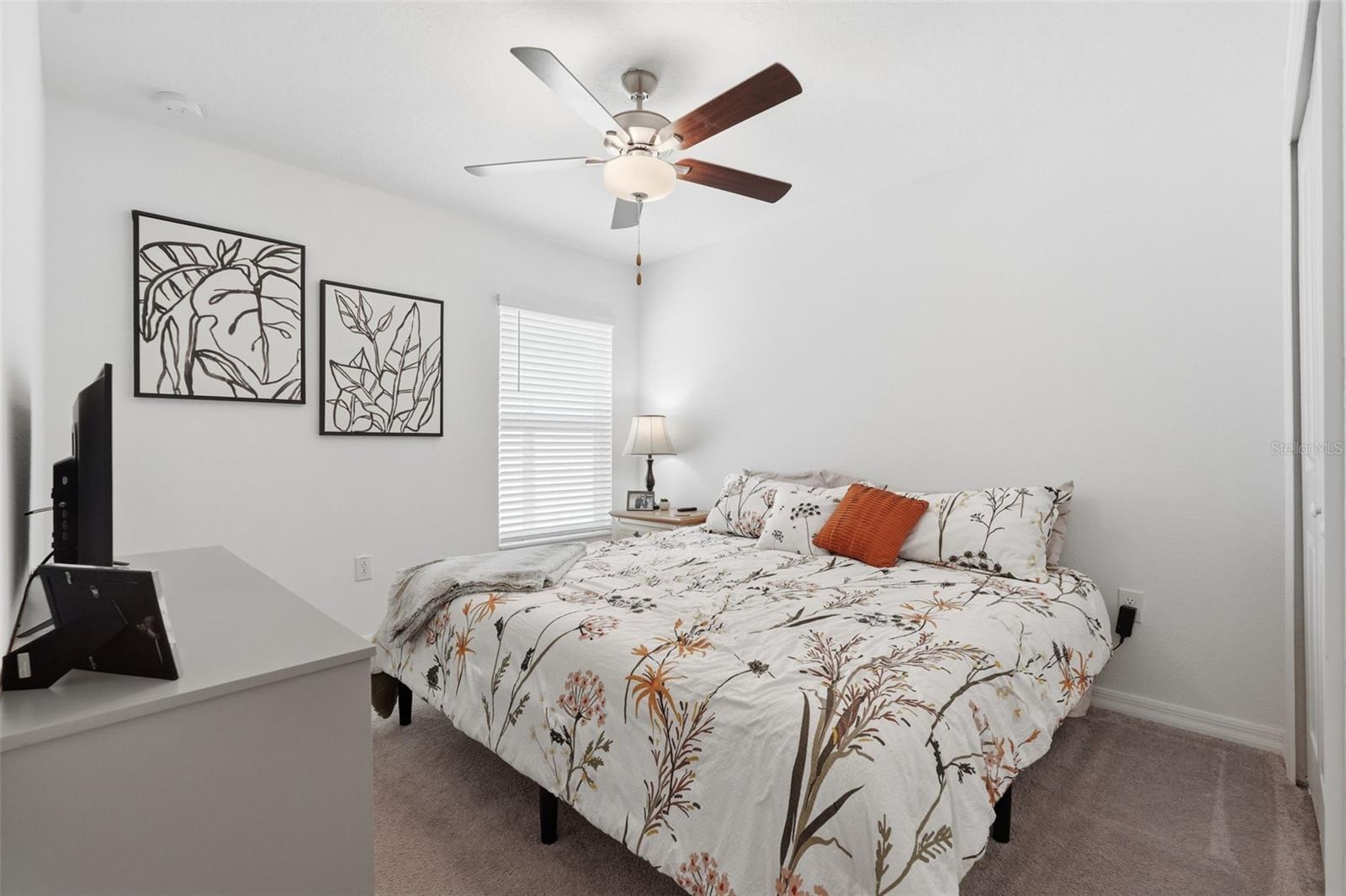 Image 29 of 39 For 1681 Red Loop