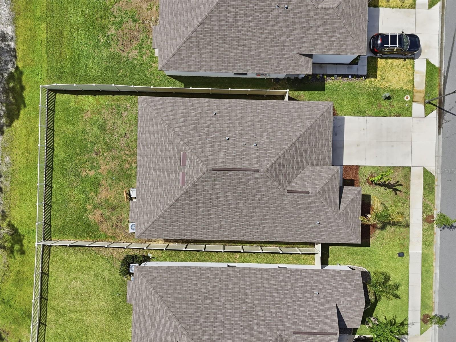 Image 35 of 39 For 1681 Red Loop