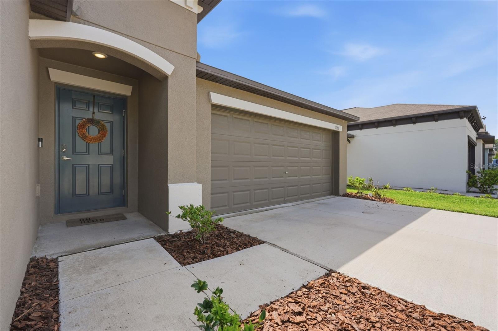 Image 5 of 39 For 1681 Red Loop