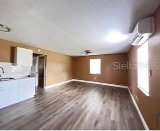 Image 2 of 6 For 2901 Missouri Avenue C