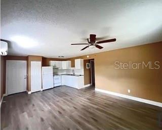 Image 3 of 6 For 2901 Missouri Avenue C