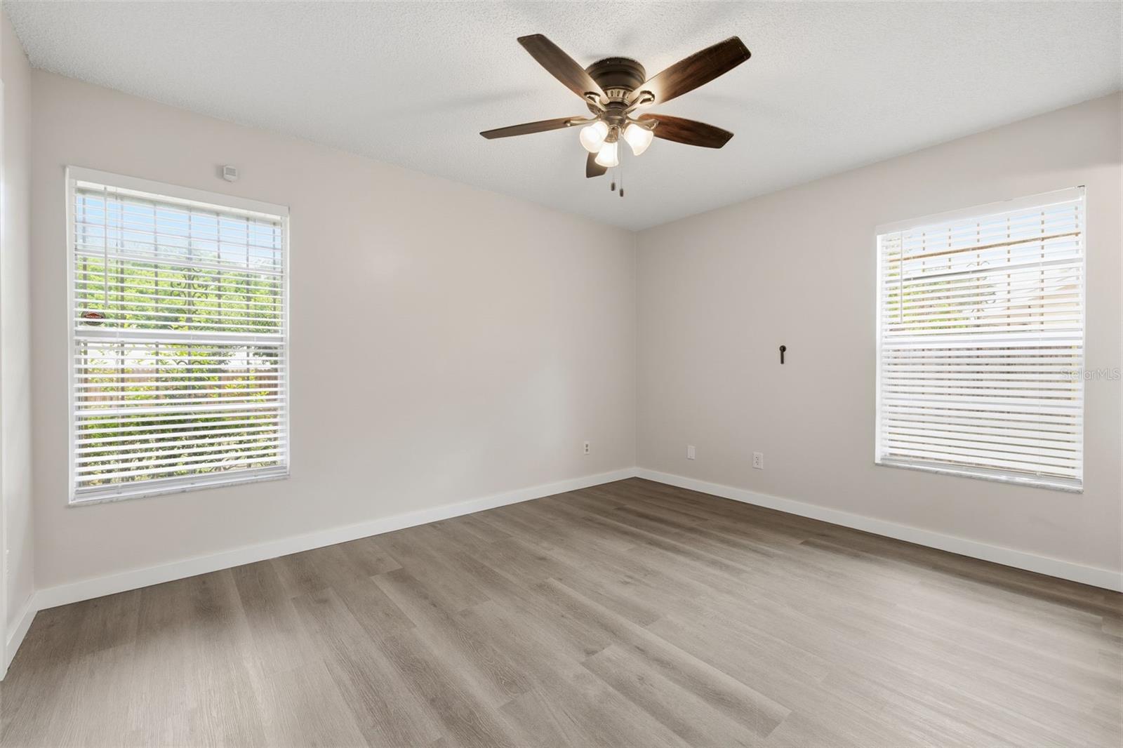 Image 14 of 27 For 8522 Caladesi Island Drive