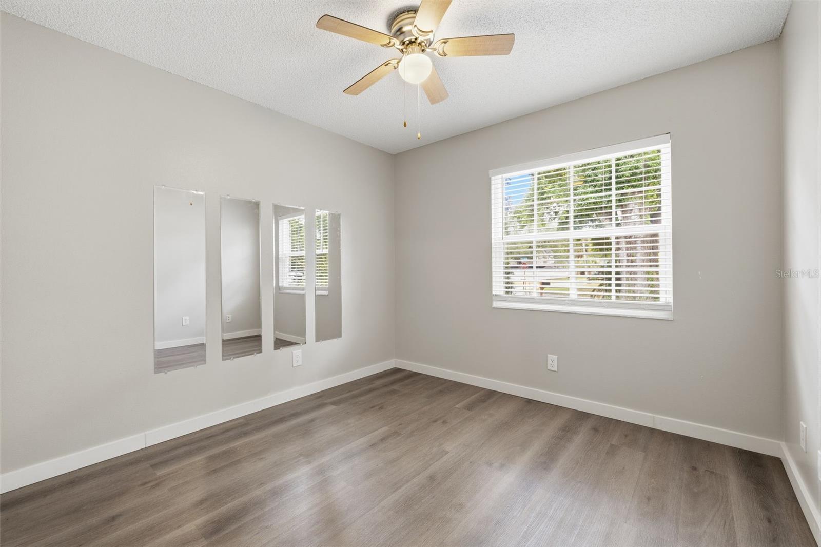 Image 19 of 27 For 8522 Caladesi Island Drive