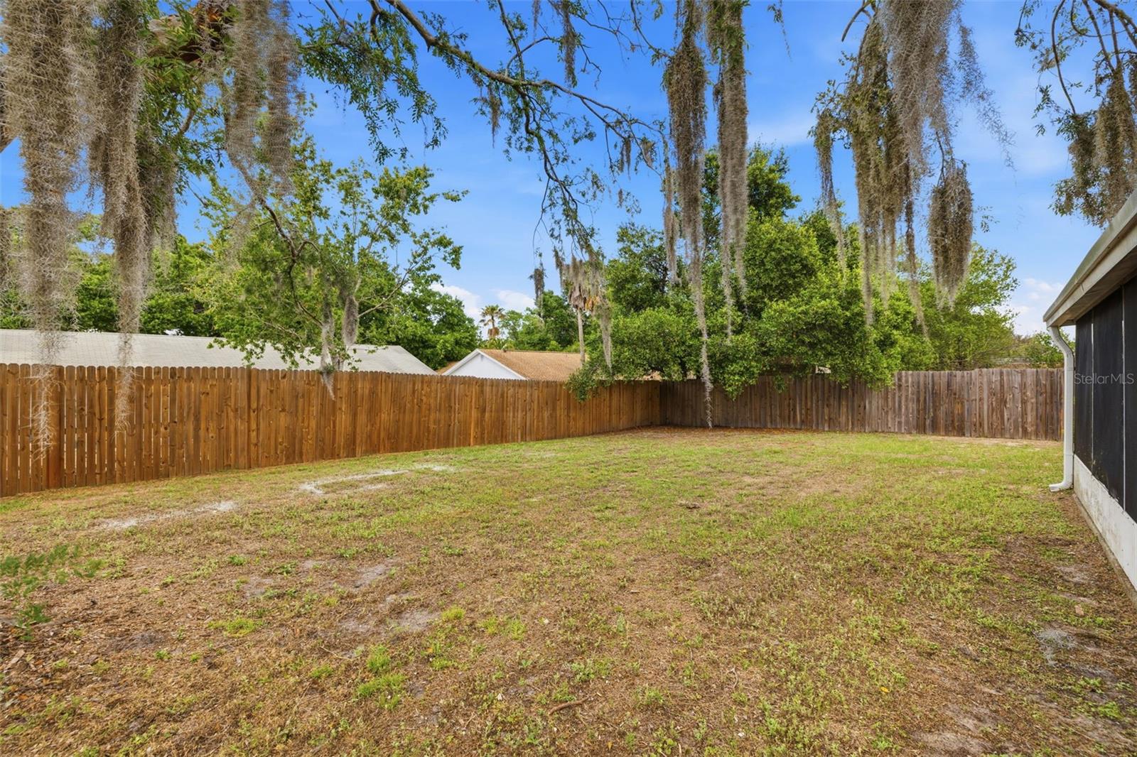 Image 21 of 27 For 8522 Caladesi Island Drive