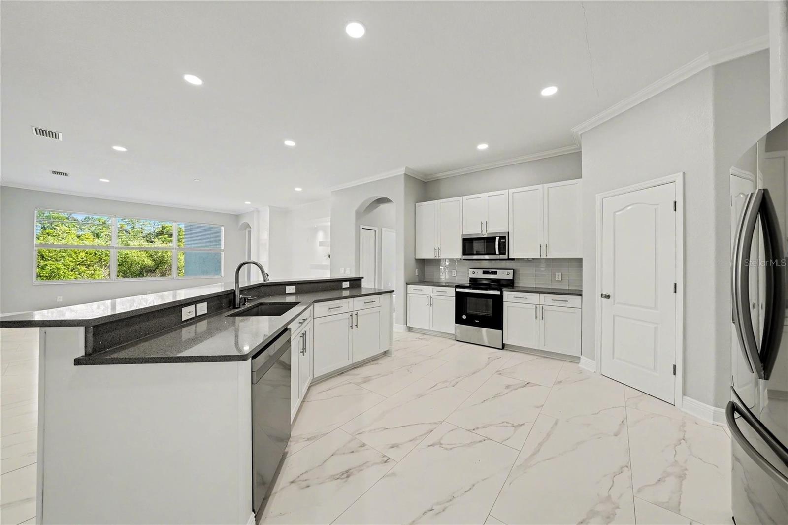 Image 38 of 69 For 6218 Bridleford Drive