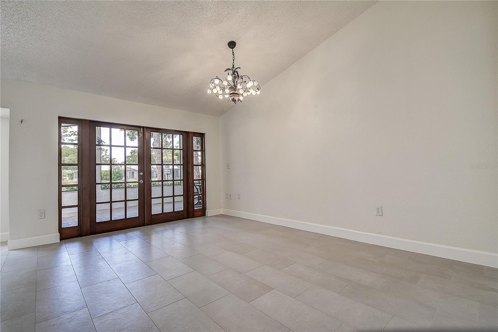 Image 10 of 49 For 13920 Egret Lane