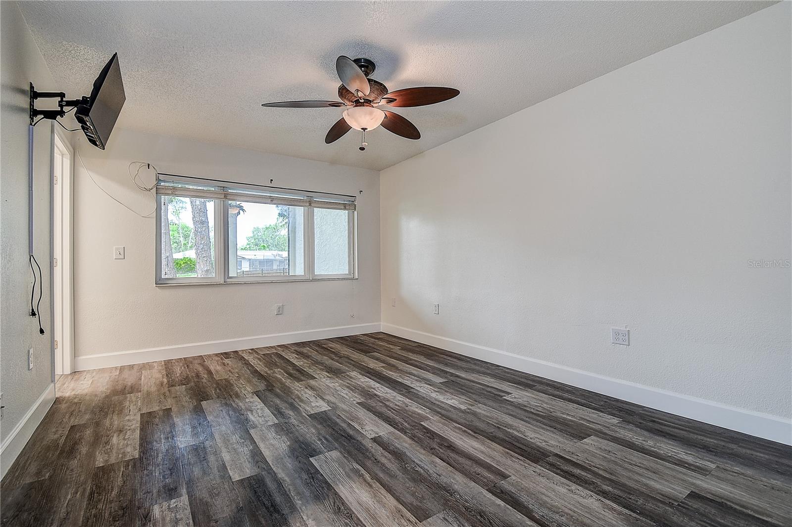 Image 22 of 49 For 13920 Egret Lane