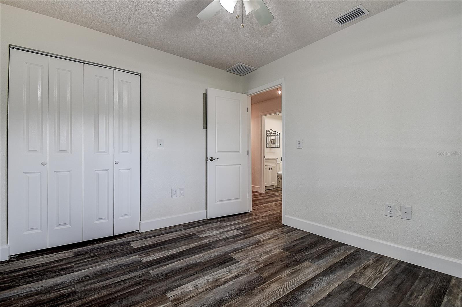 Image 30 of 49 For 13920 Egret Lane