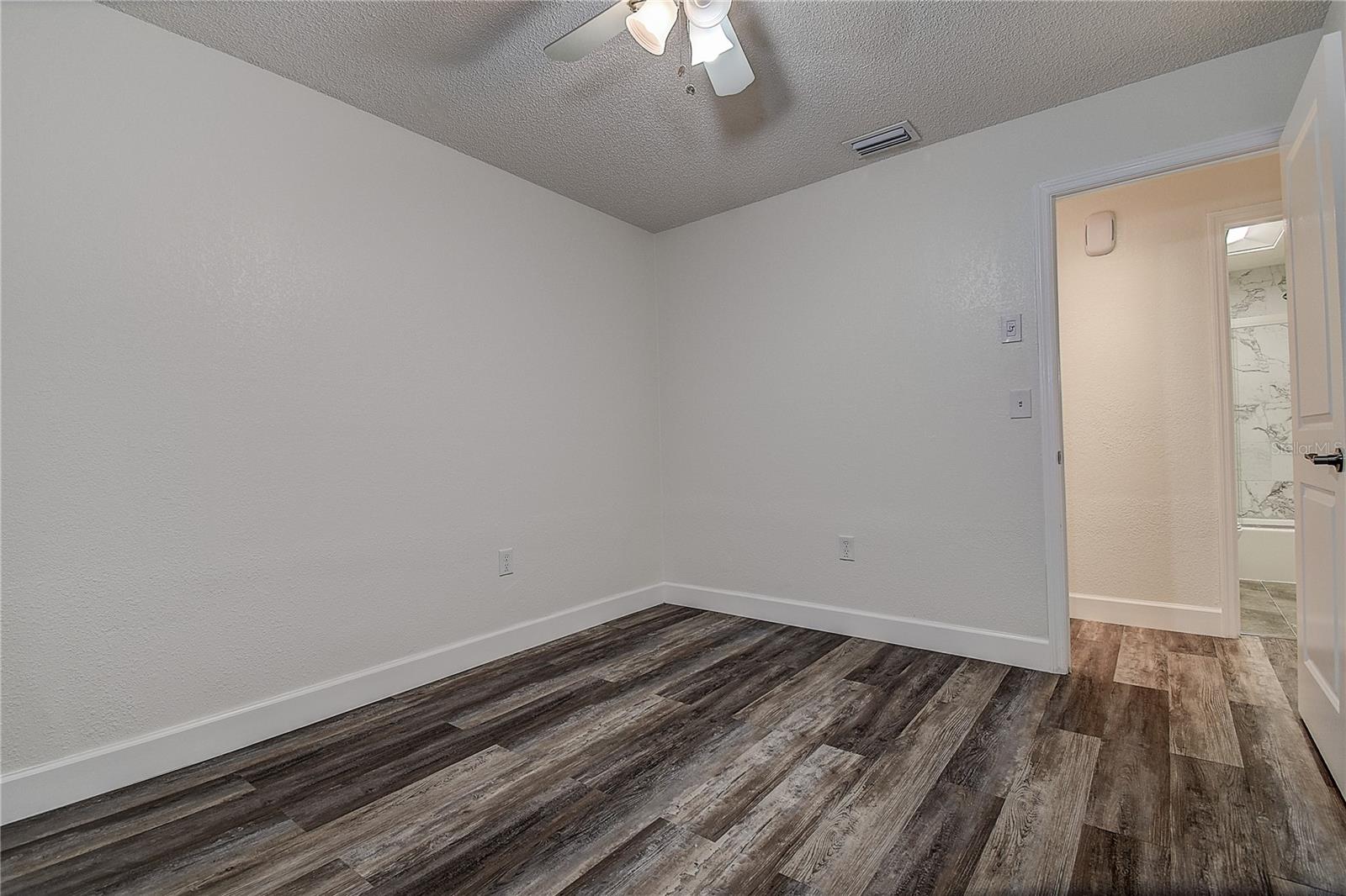 Image 31 of 49 For 13920 Egret Lane