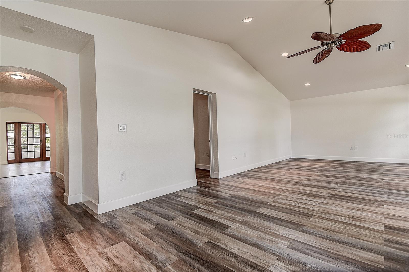 Image 7 of 49 For 13920 Egret Lane