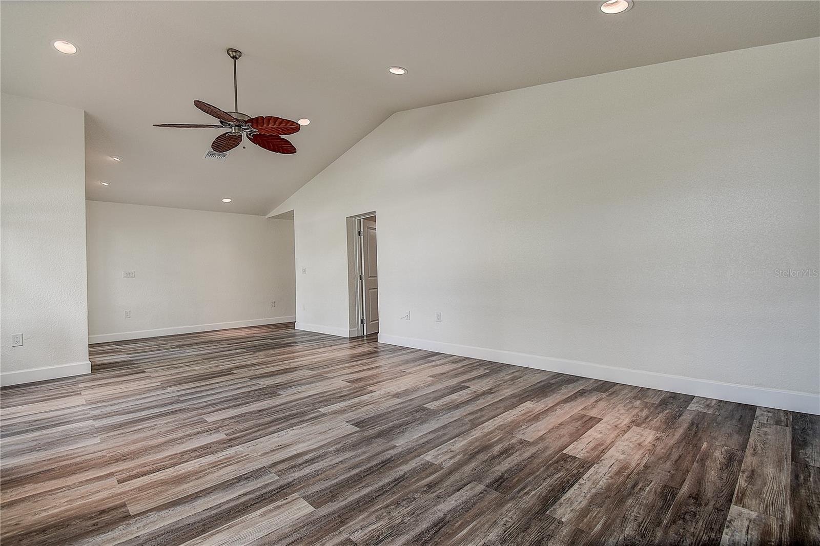 Image 9 of 49 For 13920 Egret Lane