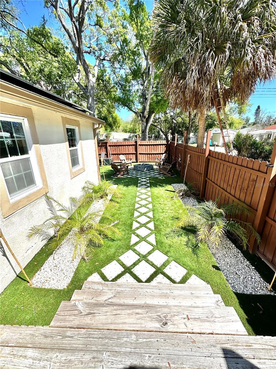 Image 6 of 24 For 4653 78th Lane N