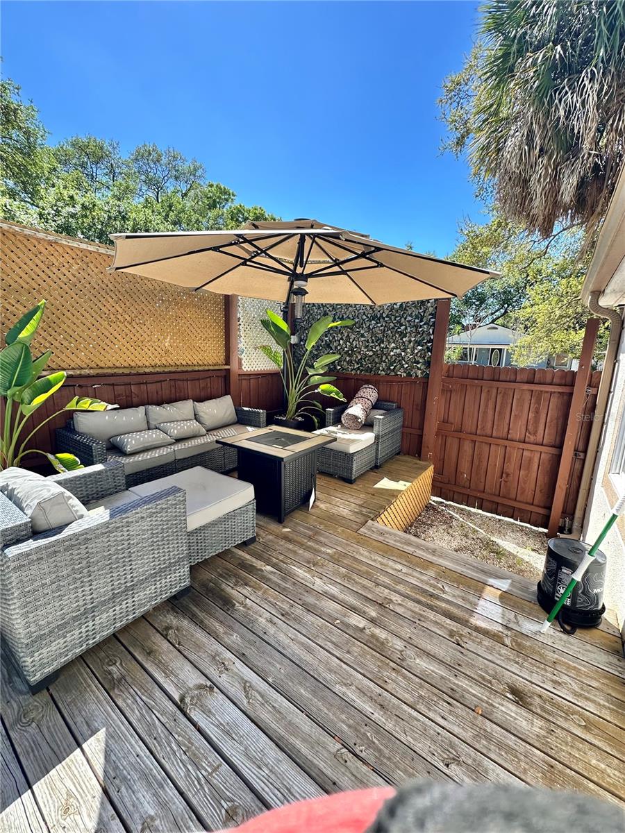 Image 8 of 24 For 4653 78th Lane N