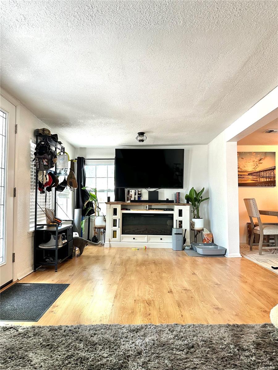 Image 9 of 24 For 4653 78th Lane N