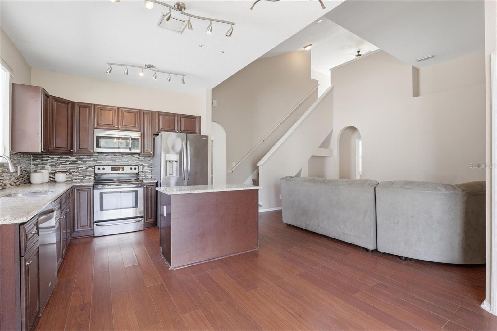 Image 8 of 39 For 3036 Gianna Way